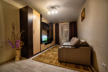 2-комнатная кв. на Краснинском шоссе, 30, квартира посуточно в Смоленске