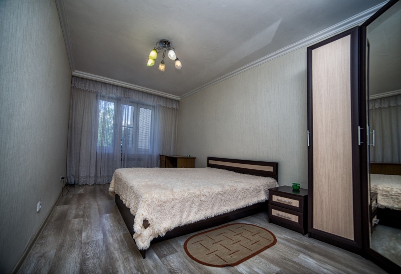 2-комнатная кв. на ул. Николаева, 87, квартира посуточно в Смоленске